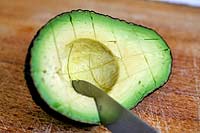 avocado-cut-5a.jpg